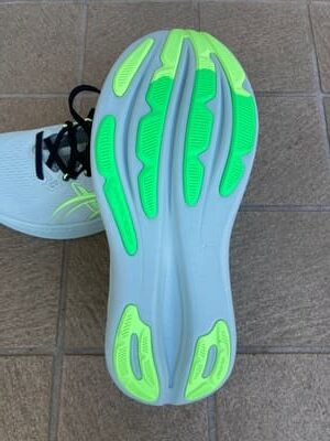 asics gel-nimbus28(ゲルニンバス)の靴底の写真